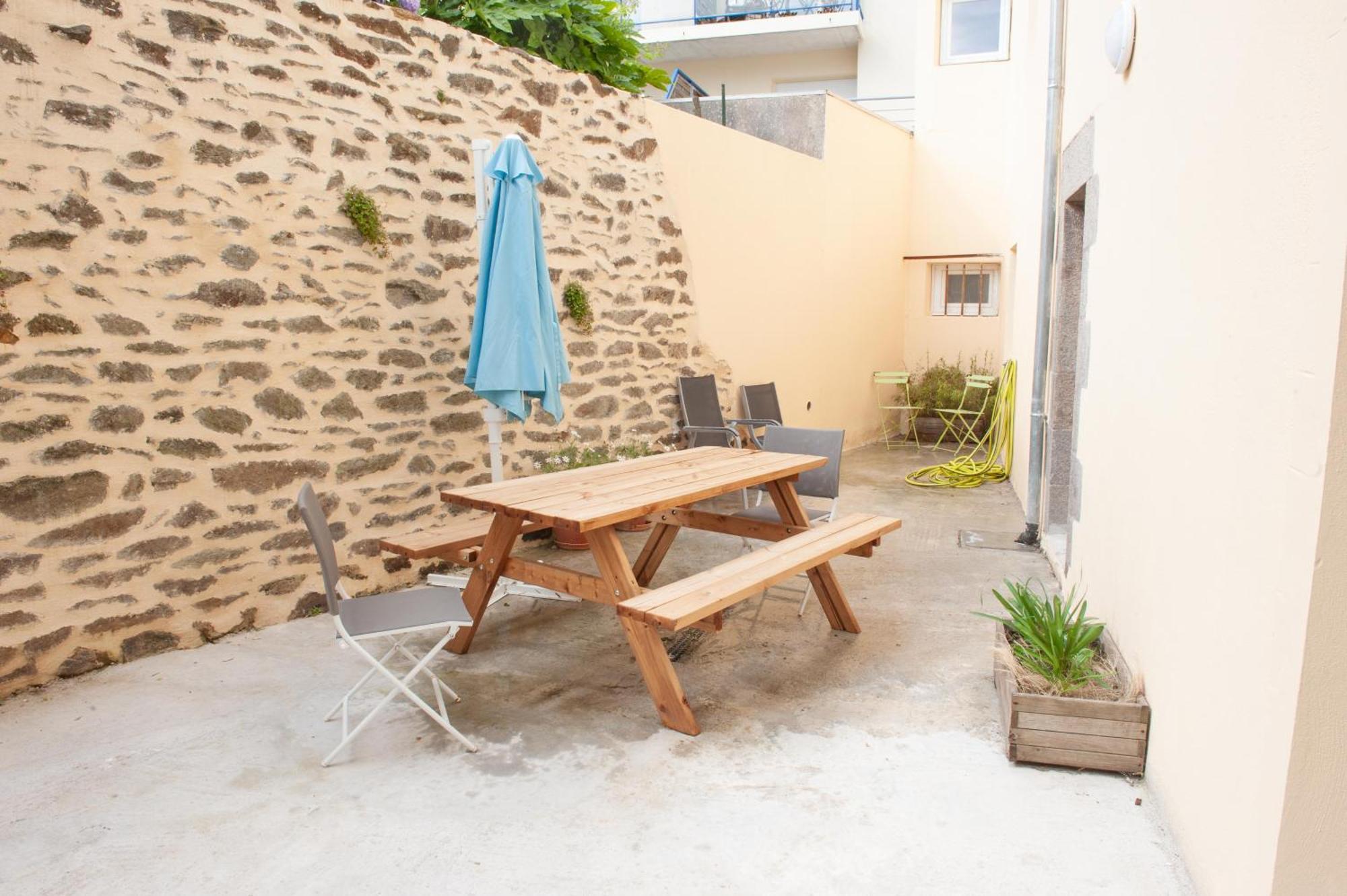 Immeuble De 3 Appartements Avec Cour Interieure Brest Exterior foto